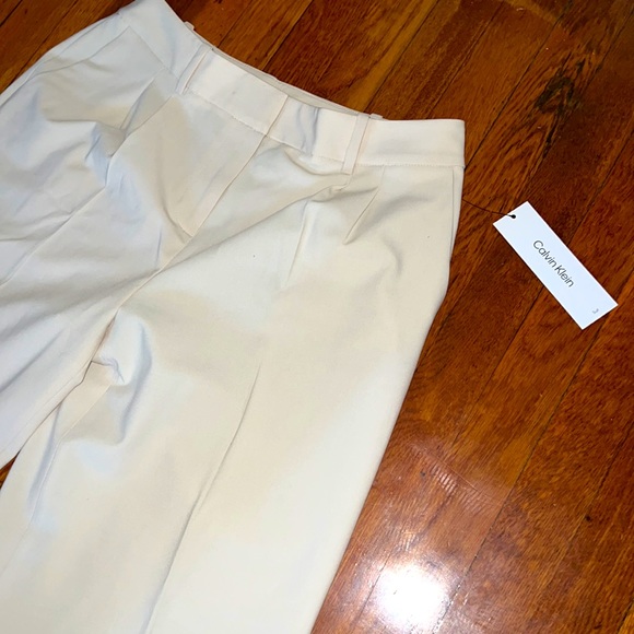 Women’s Slacks - Picture 3 of 5